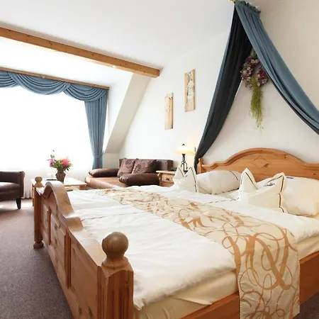 Landhotel Grimmeblick 호텔 빈터베르크